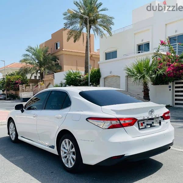 Toyota Camry 2018 Agency Bahrain for sale. . . 6