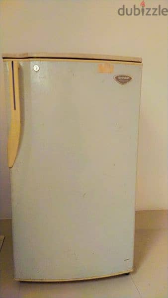 Sharp fridge for sale 0