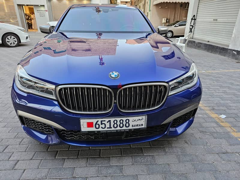 BMW M70Li V12 2018 18