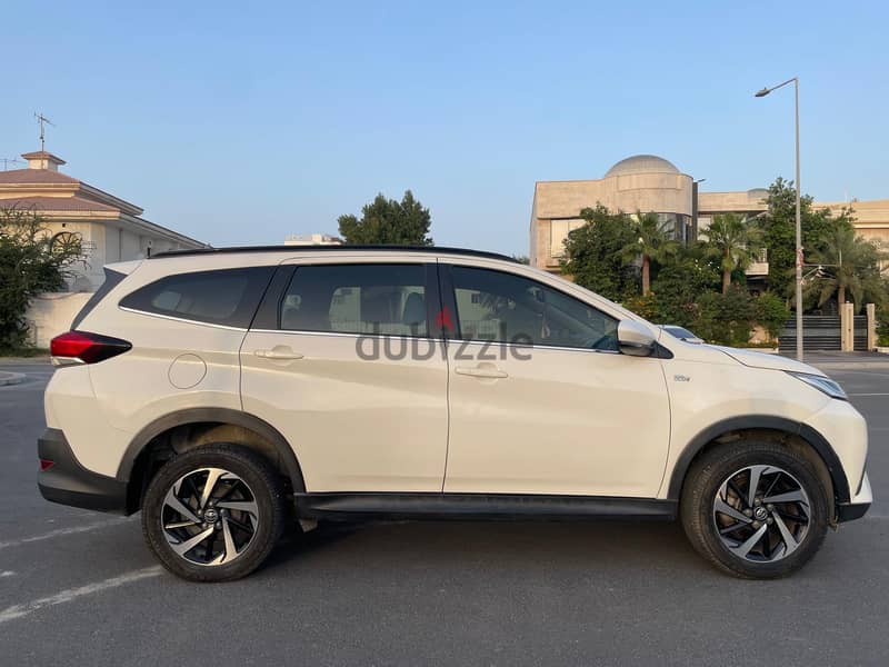 TOYOTA RUSH YEAR 2019 VERY EXCELLENT CONDITION { 33413208 { 33664049 } 3