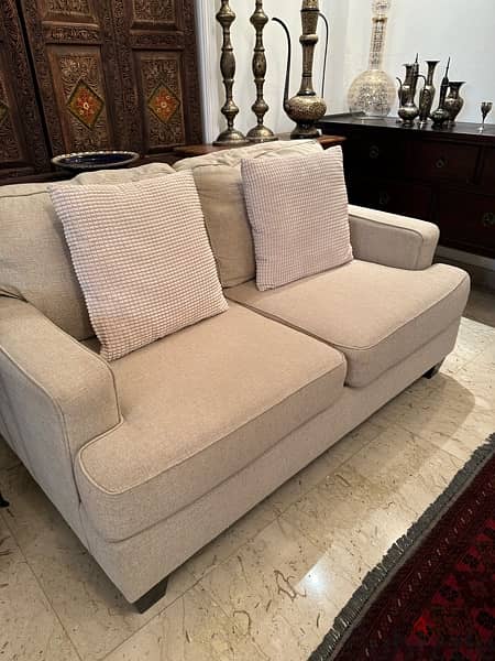 Ashley sofa set 8 seater in excellent condition 4