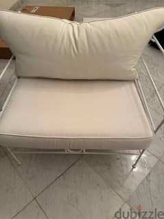 White Wrought Iron Chair 0