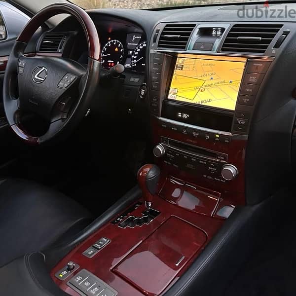 Lexus LS 460L 2012 Full Options 8
