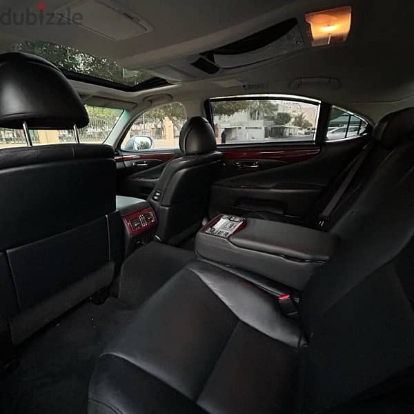 Lexus LS 460L 2012 Full Options 9