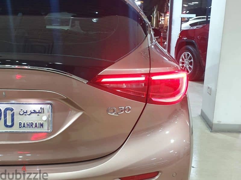 Infiniti Q30 2019 model 7