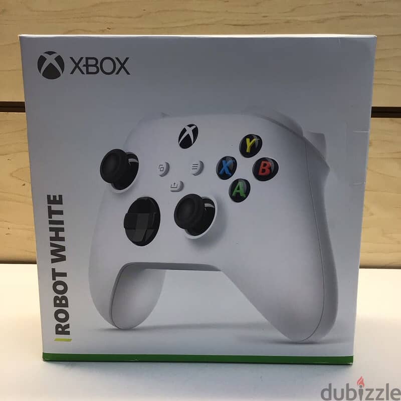 Refurbised Xbox Core Wireless Gaming Controller (Renewed) 2