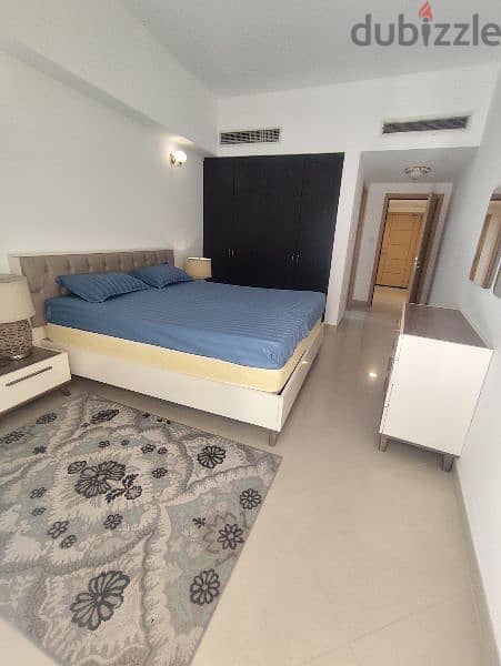 furnished flat for rent @ amwaj one room 300 bd includes ewa unlimited 9
