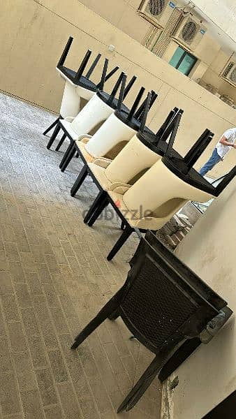restaurant chair i have 29 pice with cover each 8 bd 1