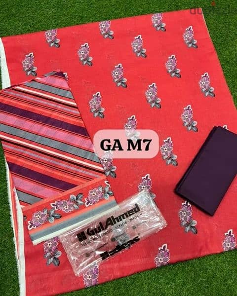 lawn 3 pc unsttich printed n embroided 17