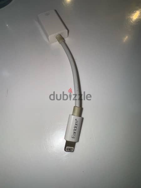 Apple Original Headphone And usb To lighting 1