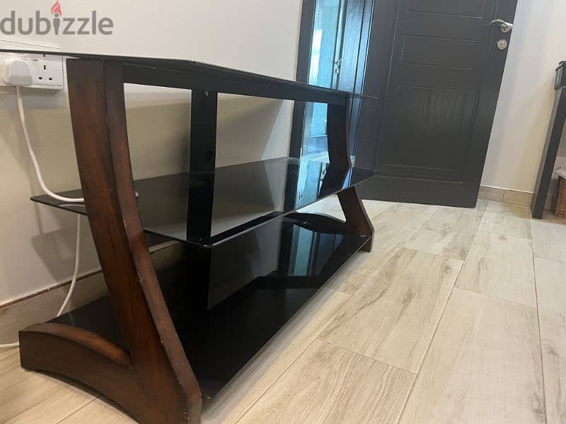 American Made TV Table in Great Condition 2