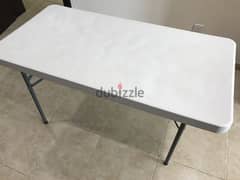White fibre table with Aluminum legs