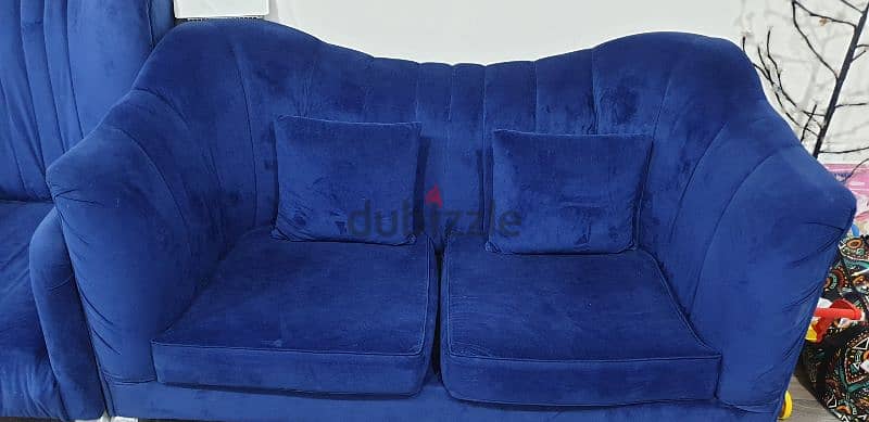 7 seater sofa set in excellent condition. . 1