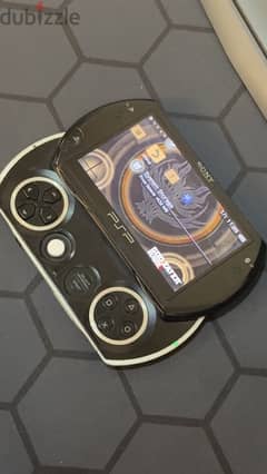 PSP GO ,16 gb charger with 20 games
