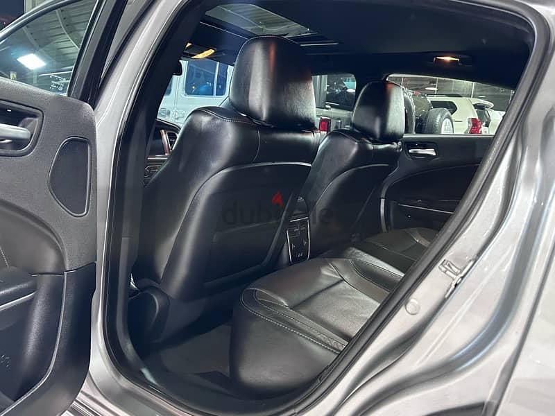 2018 Dodge Charger SXT V6 5