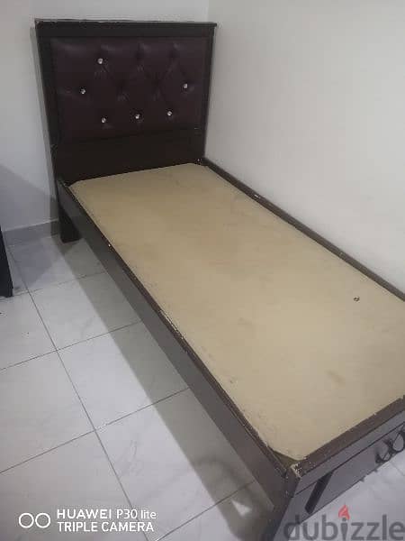 سرير غرفة نوم للبيع 6