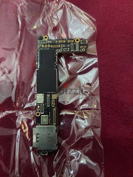 Unlocked 256 GB logic board iphone 12 1