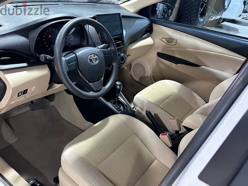 2022 Toyota Yaris 4