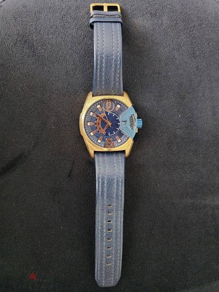 Men's Blue Police Leather Strap Watch. 1