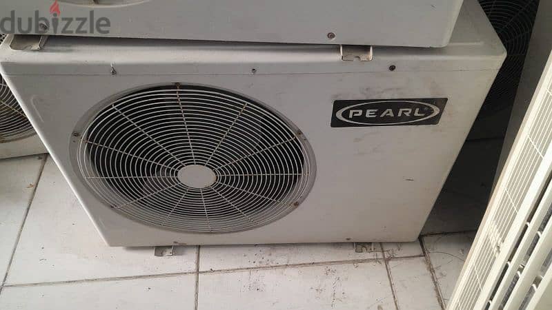 2 ton Ac for sale good condition six months wornty 1