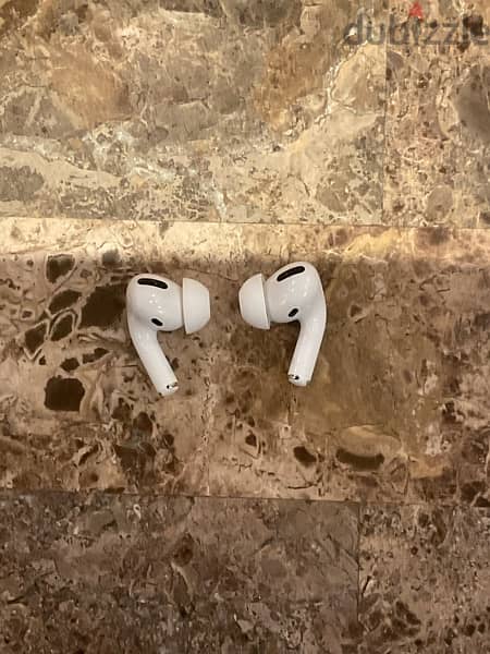 AirPods Pro 1st gen (read description) 3