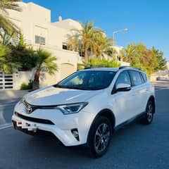 Toyota RAV4 2018 model Zero accident fully agent maintained for sale 0