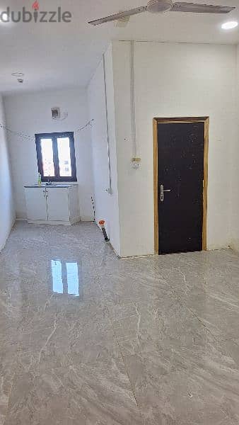 Apartment for Rent with EWAشقه للايجار شامل 3