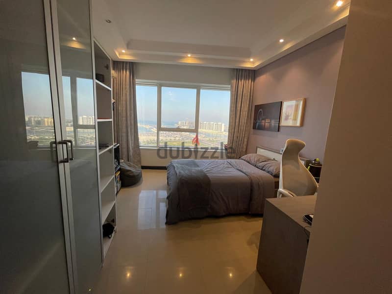 4 Bedroom Sea View Apartment Abraj Al Lulu Black Tower 5