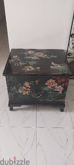 Beautiful Chinese Black lacquered wood TV cabinet