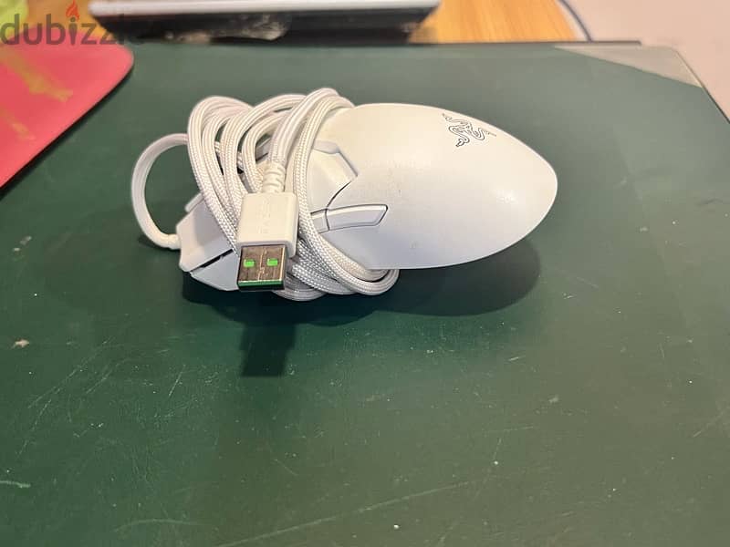 Razer Viper V2 Pro Gaming Mouse White WIRED ONLY WIRE NOT WIRELESS 1