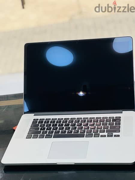 MacBook Pro core i7 Retina display 15.5 inc 16GB, 500GB ssd 7