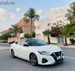Nissan Maxima 2019 model Single owner for sale