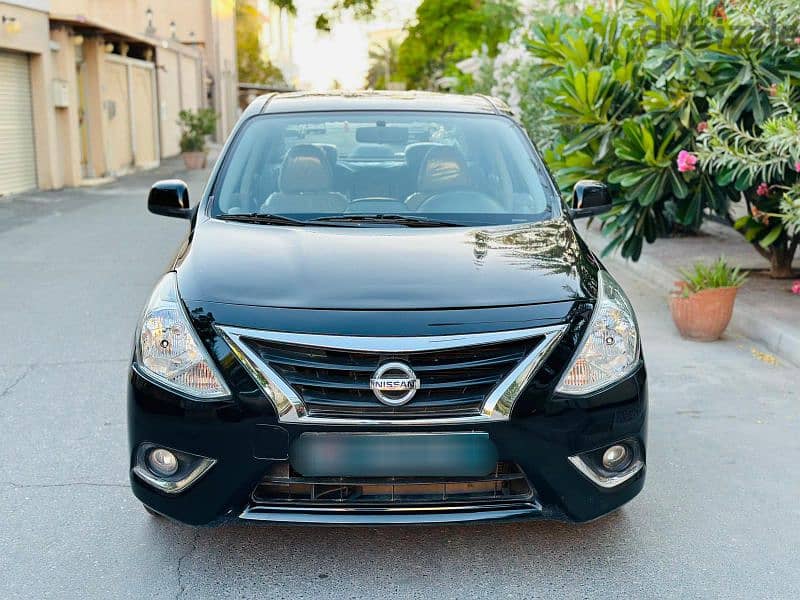 Nissan Sunny 2018. Full option model with full automatic power windows 9