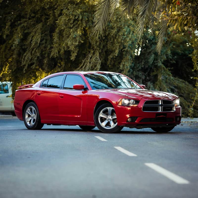 DODGE CHARGER RT RED Very Good Condition 1