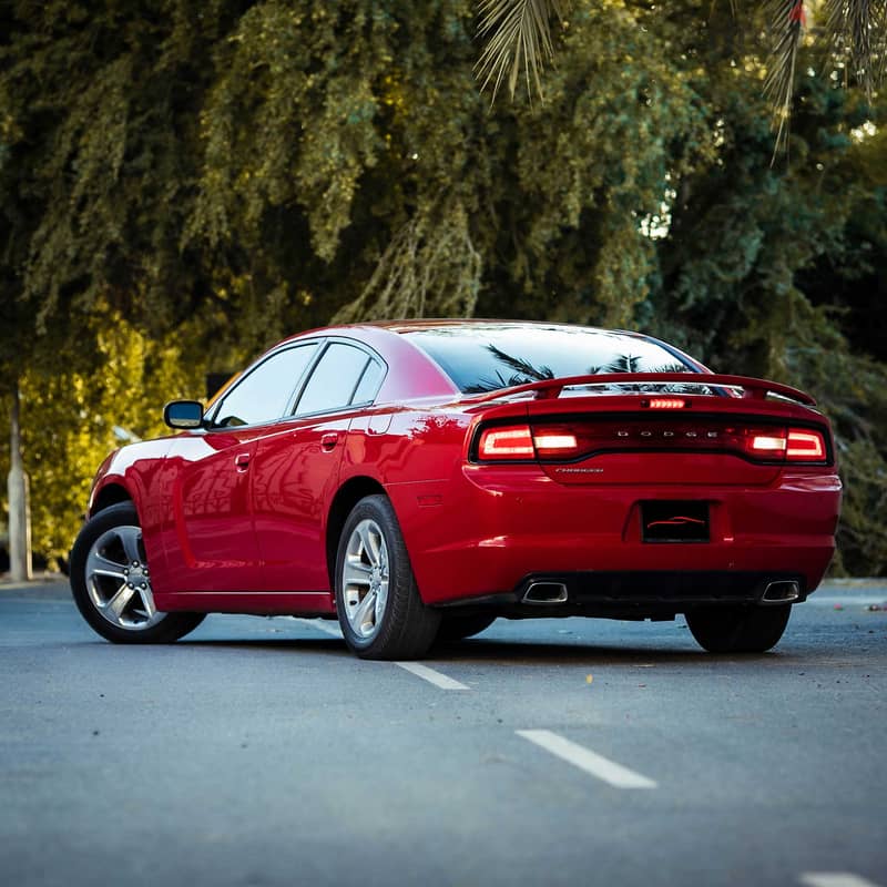 DODGE CHARGER RT RED Very Good Condition 6