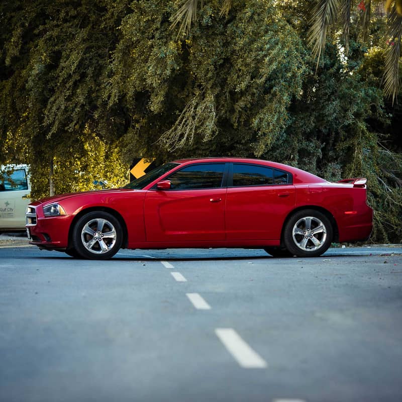 DODGE CHARGER RT RED Very Good Condition 7