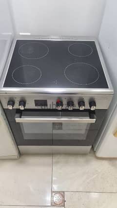 Fratelli electric oven with a ceramic surface
