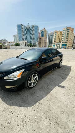 Urgent Sale of Nisan Altima 2013 , BHD 2300 Negotiable
