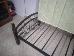 BHD 20, Single Iron Made Bed Available For Sale
