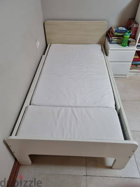 IKEA SLAKT extendable bed (with matress) 1