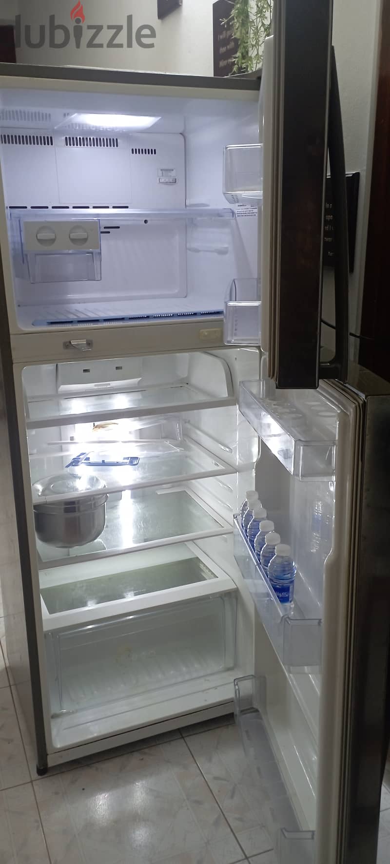 LG fridge 500 L for sale ( compressor not working, Other all is id co) 2