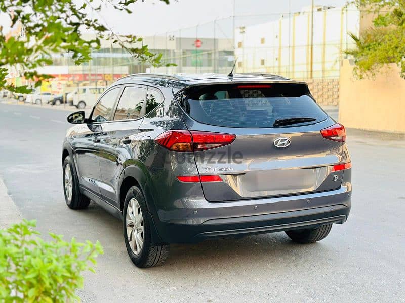 Hyundai Tucson 2019 model . single owner zero accident free car. 3