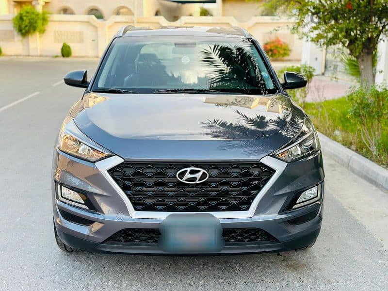 Hyundai Tucson 2019 model . single owner zero accident free car. 5