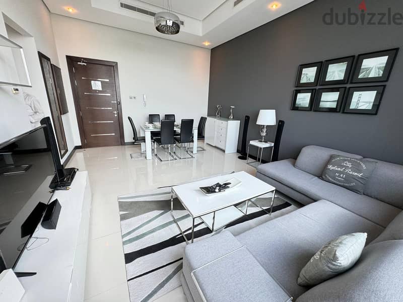 Luxuriously furnished apt in the city 8