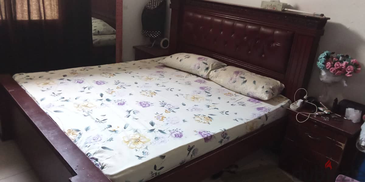 Bedroom set for sale in mint condition 1