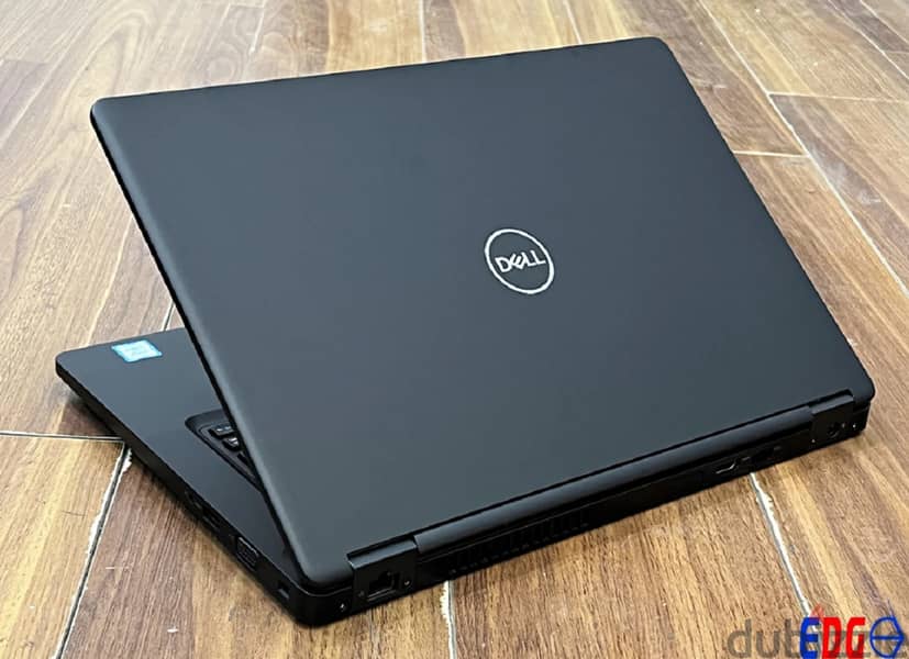 DELL i7 7th Generation Laptop with Box 16GB RAM + 512GB SSD 14" Screen 4