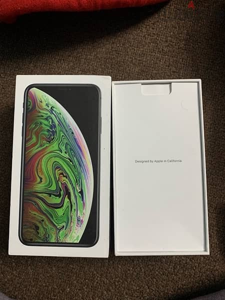 iPhone XsMax IOS 18 update with box 256GB 3