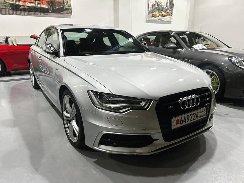 Audi S6 Quattro 2015  Twin turbocharged V8 4.0L 420 Agent Maintained 1