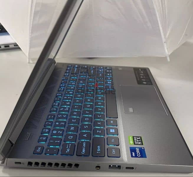 Acer predator i7-12700H Gaming RTX 16GB LAPTOP 2