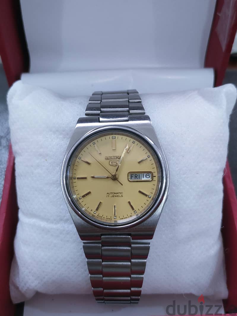 Vintage Seiko5 watches for sale 4